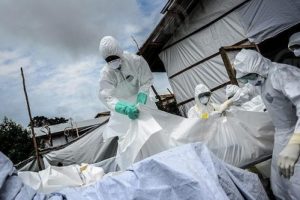 Ebola vir&uuml;s&uuml; nasıl bulaşıyor?