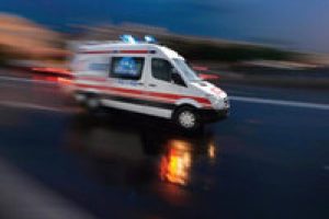 Otomobil su kanalına d&uuml;şt&uuml;