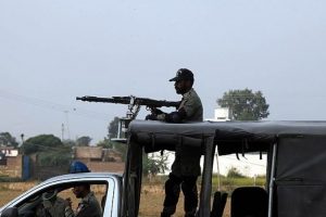 Pakistan-Hindistan sınırında gerginlik s&uuml;r&uuml;yor