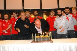 Demir&ouml;ren'e 50.yaş s&uuml;rprizi
