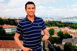 Tarkan ve Sertab'ı yere g&ouml;ğe koyamadılar...