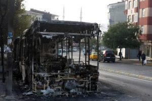 İşte g&ouml;stericilerin verdiği zarar