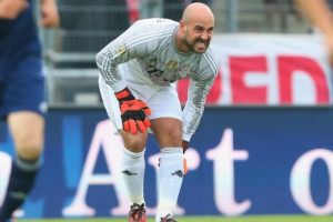 Pepe Reina'dan Bayern'e k&ouml;t&uuml; haber!