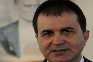 'Şiddet eylemleri Kobani'nin d&uuml;şmanlarına katkı sağlar'