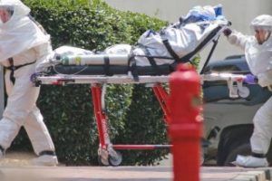 Ebola ş&uuml;phelisi hastaneye kaldırıldı