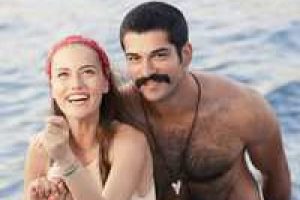 Fahriye istedi Burak değiştirdi...