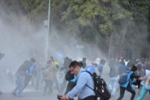 Başkentte Kobani eylemine polis m&uuml;dahalesi!