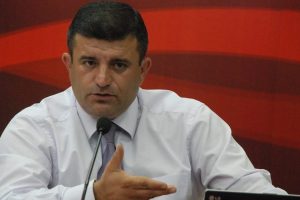Dardanel-Diyarbakırspor ma&ccedil;ına protesto engeli