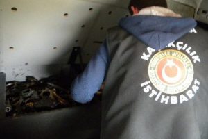 500 bin liralık ka&ccedil;ak eşya...