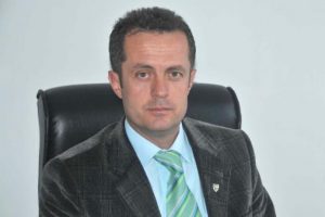 'T&uuml;rkiye, IŞİD ve PKK arasında tercihe zorlanıyor'