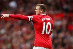 Rooney rekor peşinde!