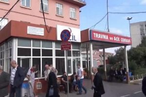 G&ouml;sterilerde yaralanan Mert'in durumu ağır