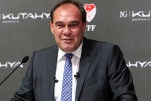 "Hedef 3 ma&ccedil;ta 9 puan"