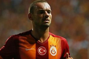 Sneijder'dan tokat gibi cevap