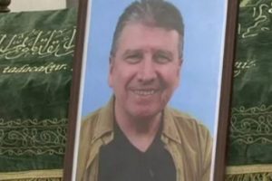 G&ouml;zyaşlarıyla uğurlandı