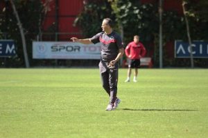 "İlhan Cavcav her şeyini buraya adamış"