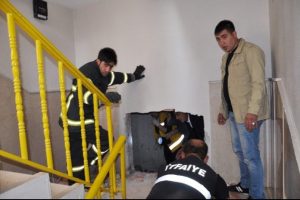 Asans&ouml;r boşluğunda can pazarı