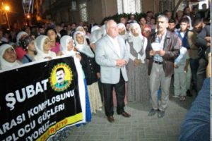 Turgutlu'da Kobani y&uuml;r&uuml;y&uuml;ş&uuml;