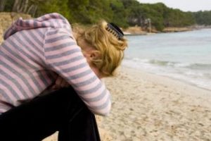 Depresyon kadını da erkeği de vuruyor