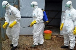 &Uuml;sk&uuml;p'te ebola paniği