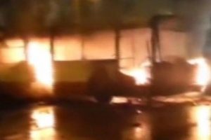 Menemen De Kobani Eyleminde Otobus Yakildi Bursada Bugun Bursa Bursa Haber Bursa Haberi Bursa Haberleri Bursa