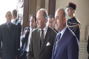 Dışişleri Bakanı Mevlut &Ccedil;avuşoğlu, Fransız mevkidaşı ile g&ouml;r&uuml;şt&uuml;