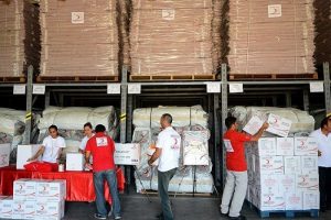 T&uuml;rk Kızılayı'ndan Suriyeli S&uuml;ryanilere gıda yardımı