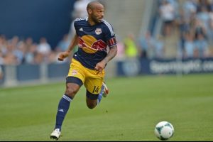 Thierry Henry geri d&ouml;n&uuml;yor