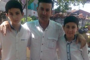 Kamyona &ccedil;arpan TIR'ın s&uuml;r&uuml;c&uuml;s&uuml; &ouml;ld&uuml;