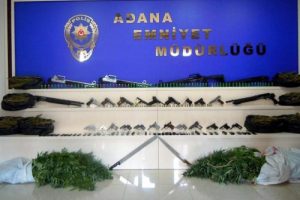 Adana'daki uyuşturucu operasyonunda 215 kişi yakalandı