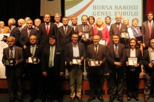 Bursa Barosu'nda se&ccedil;im heyacanı