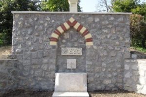 400 yıllık Osmanlı &ccedil;eşmesi restore edildi