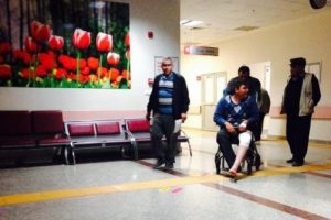 Afyonkarahisar'da silahlı &ccedil;atışma: 3 yaralı