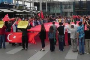 Bursa'da Kobani protestolarına tepki!