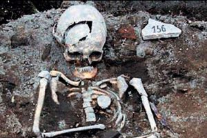 Bulgar 'Indiana Jones' vampir mezarı buldu