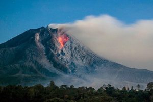 Sinabung'da tehlike alarmı