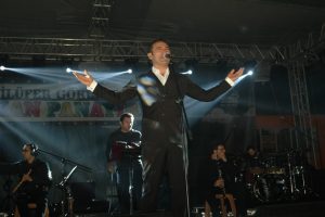 G&ouml;r&uuml;kle Balkan Panayırı'nda Ferhat G&ouml;&ccedil;er coşkusu...