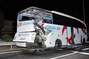 Manavgat'ta kaza: 3'&uuml; turist 4 kişi ..