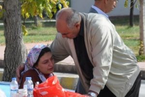 Ateş d&uuml;şt&uuml;ğ&uuml; yeri yaktı
