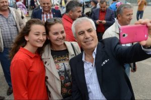 Nil&uuml;fer'de Balkan r&uuml;zgarı esti