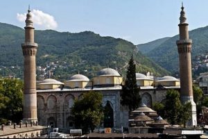 'Ulu Camii yıkılıp yerine AVM yapılacak'