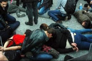 &Ouml;ğrenciler b&ouml;yle g&ouml;zaltına alındı