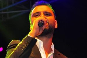 Hem oynadı hem de oynattı