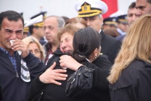Şehitlere g&ouml;z&uuml; yaşlı veda