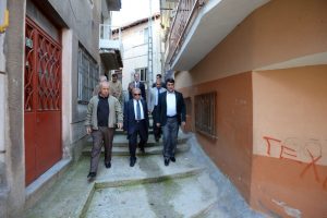 Muhtarlara teknoloji desteği s&uuml;r&uuml;yor