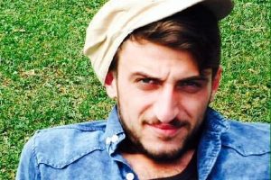Bonzai i&ccedil;en &uuml;niversiteli &ouml;ld&uuml;!