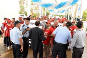 İstihdam fuarında işsiz eylemi