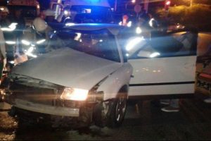 &Ccedil;eşme'de kaza: 1 &ouml;l&uuml;
