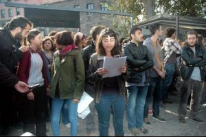 G&ouml;zaltılara &ouml;ğrencilerden protesto