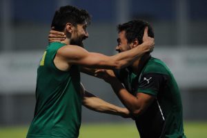 Bursaspor'da y&uuml;zler g&uuml;l&uuml;yor
